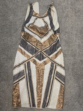 LULU'S Sleeveless Sequin Bodycon Dress in Gold, Black & Cream